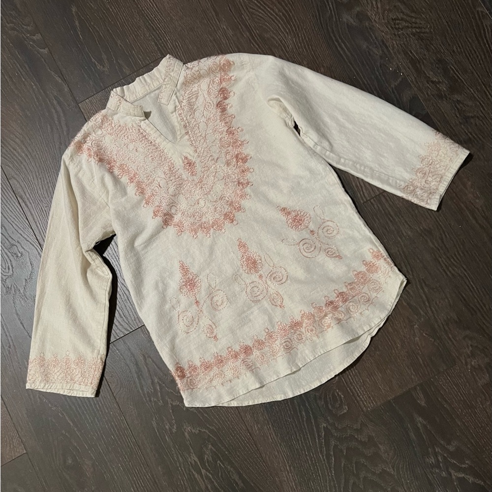 Linen blend Embroidered Top SZ S
